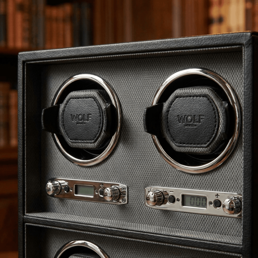 Wolf 1834 Viceroy watch winder 4 horloges - detail WOLF-kussens bedieningspaneel