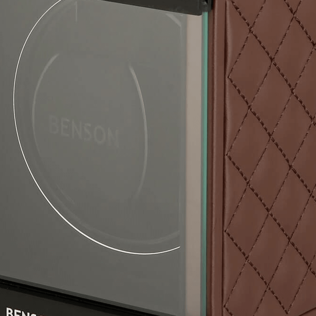 Benson Swiss Series 1 Horloge Donkerbruin leder - detail horlogehouder