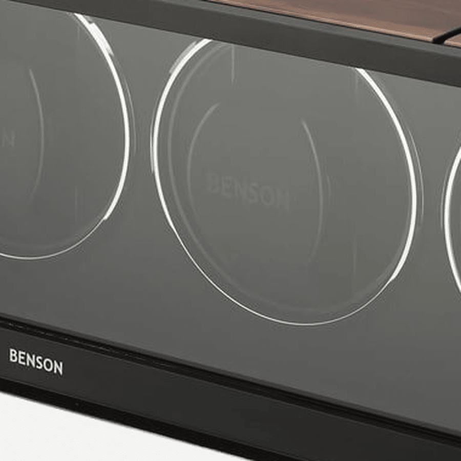 Benson Swiss Series 4 Horloges Walnut - detail horlogehouder