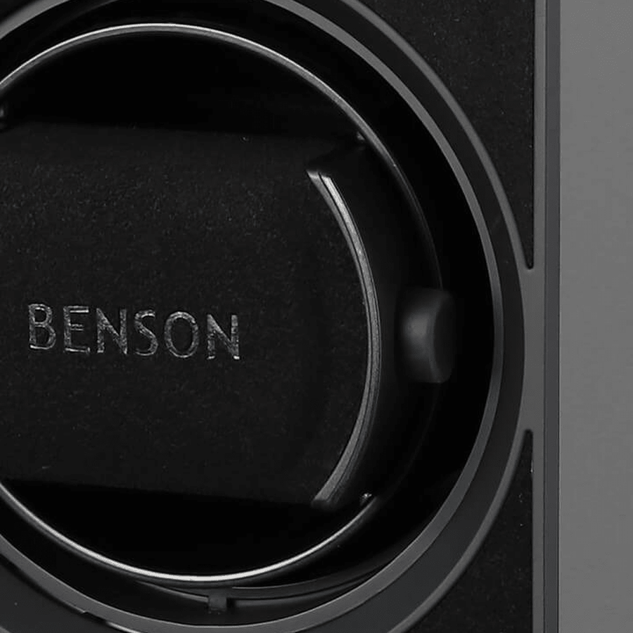 Benson Compact Aluminium 1 Horloge Zwart - detail horlogehouder