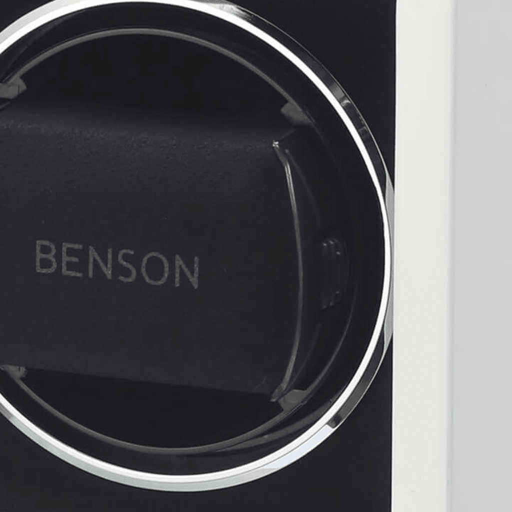 Benson Compact 1 Horloge Wit - detail horlogehouder