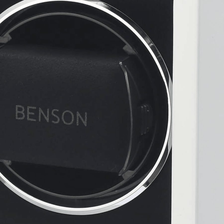 Benson Compact 1 Horloge Wit - detail horlogehouder