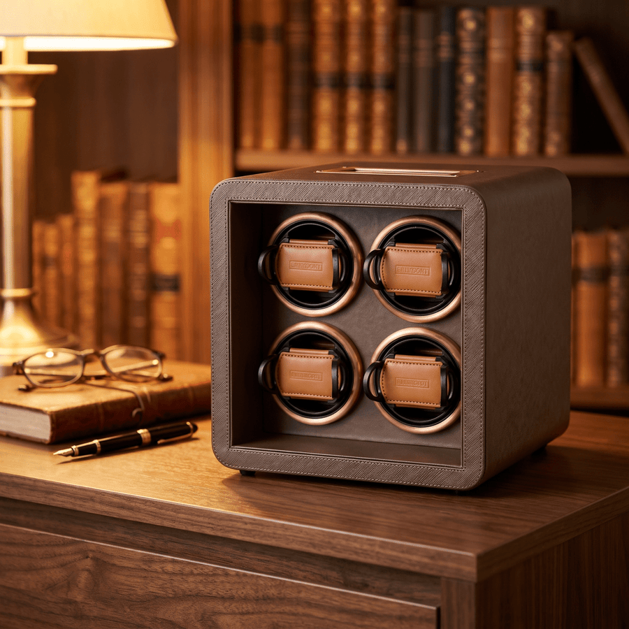 Leanschi Smart watch winder Brown Saffiano sfeerbeeld studeerkamer