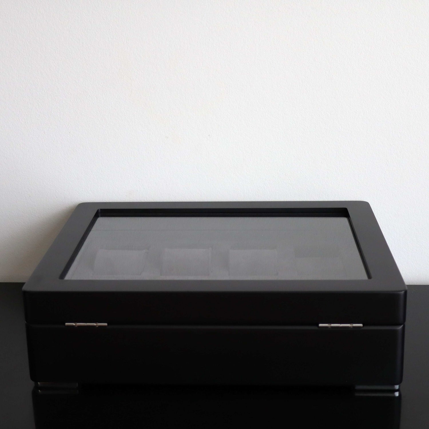 Horlogedoos Zwart Hout met Suede 8 Horloges - Horlogerieshop.nl