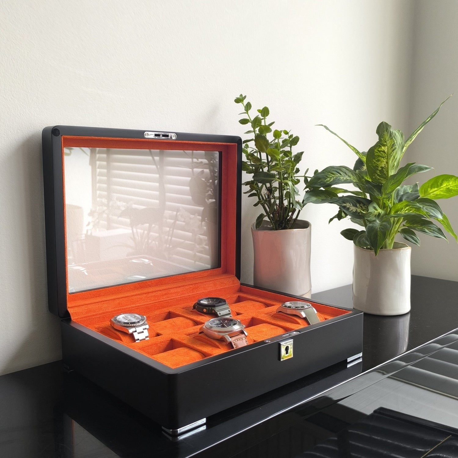Horlogedoos Zwart Hout met Suede 8 Horloges - Horlogerieshop.nl