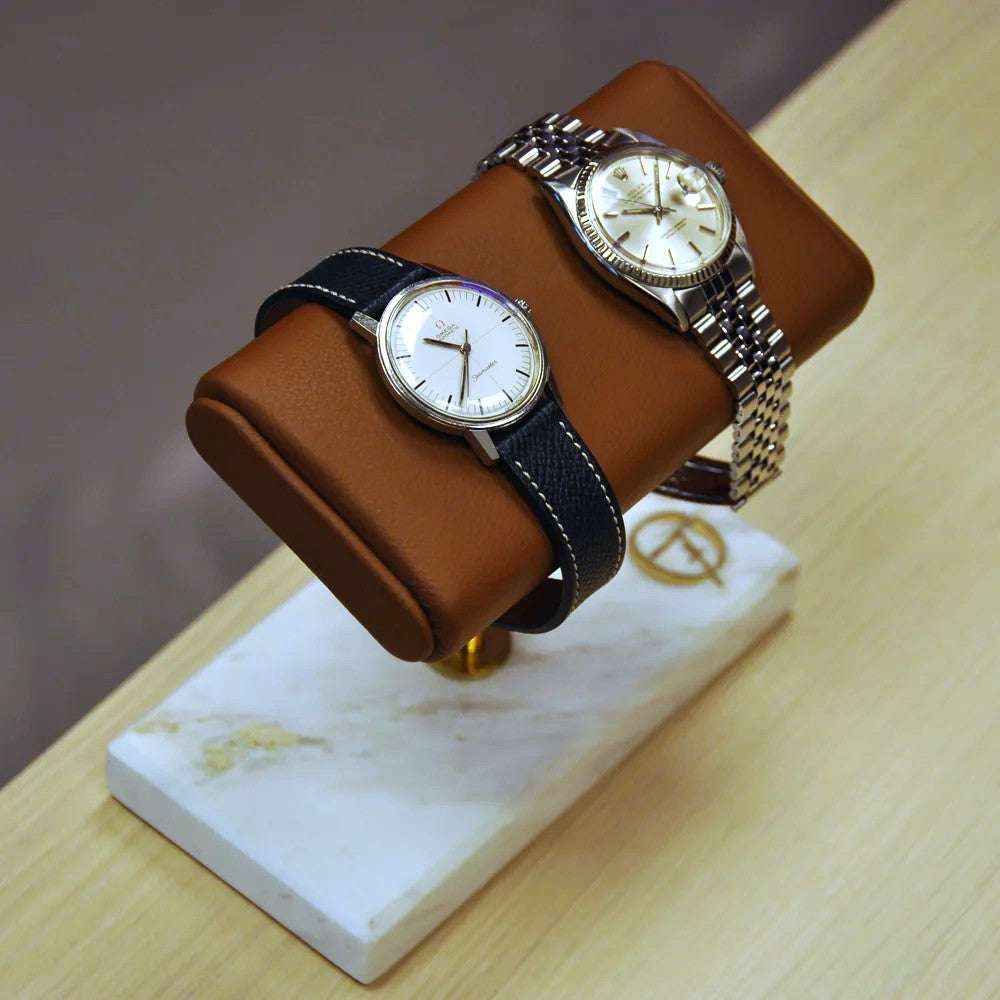 Horlogestandaard Marmer 2 horloges Leder Old Fashioned Luxury
