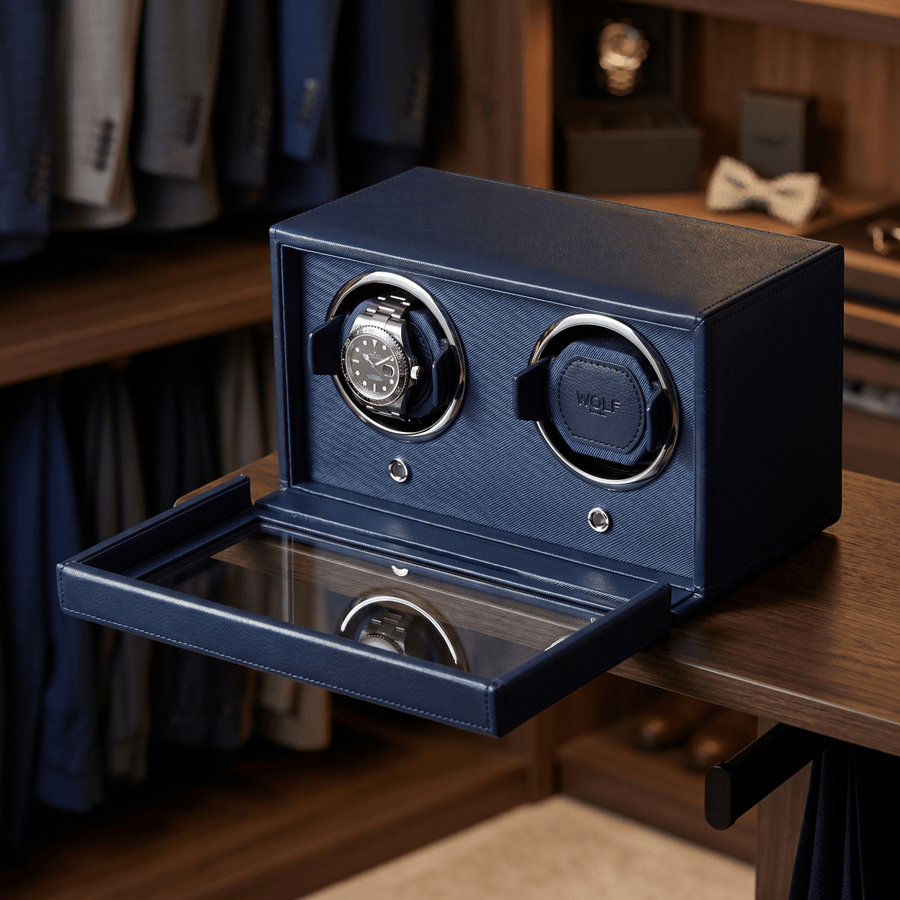 Wolf 1834 Cub 2 Navy lifestyle