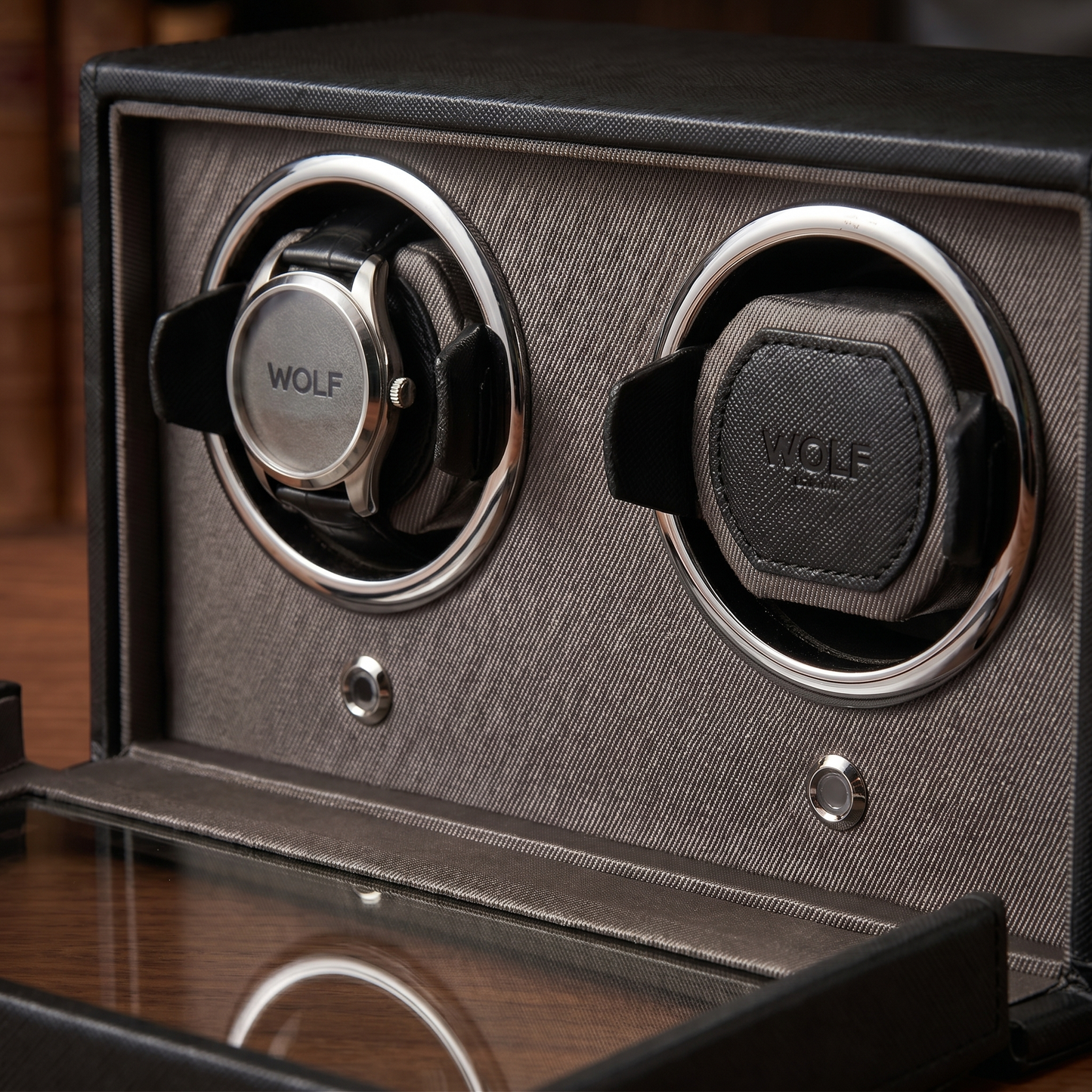 Wolf 1834 Cub 2 Saphire Black detail