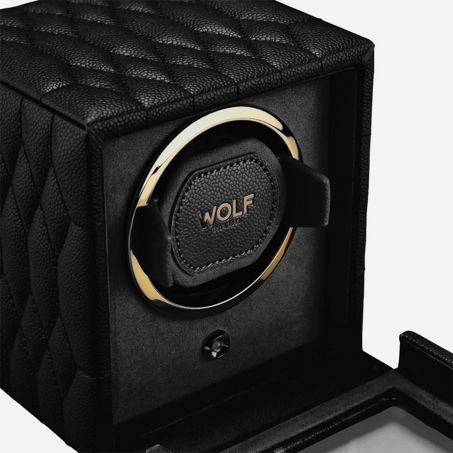 Watch winder Lauren voor 1 horloge van Wolf 1834 in Zwart, detail van het interieur en de manchet