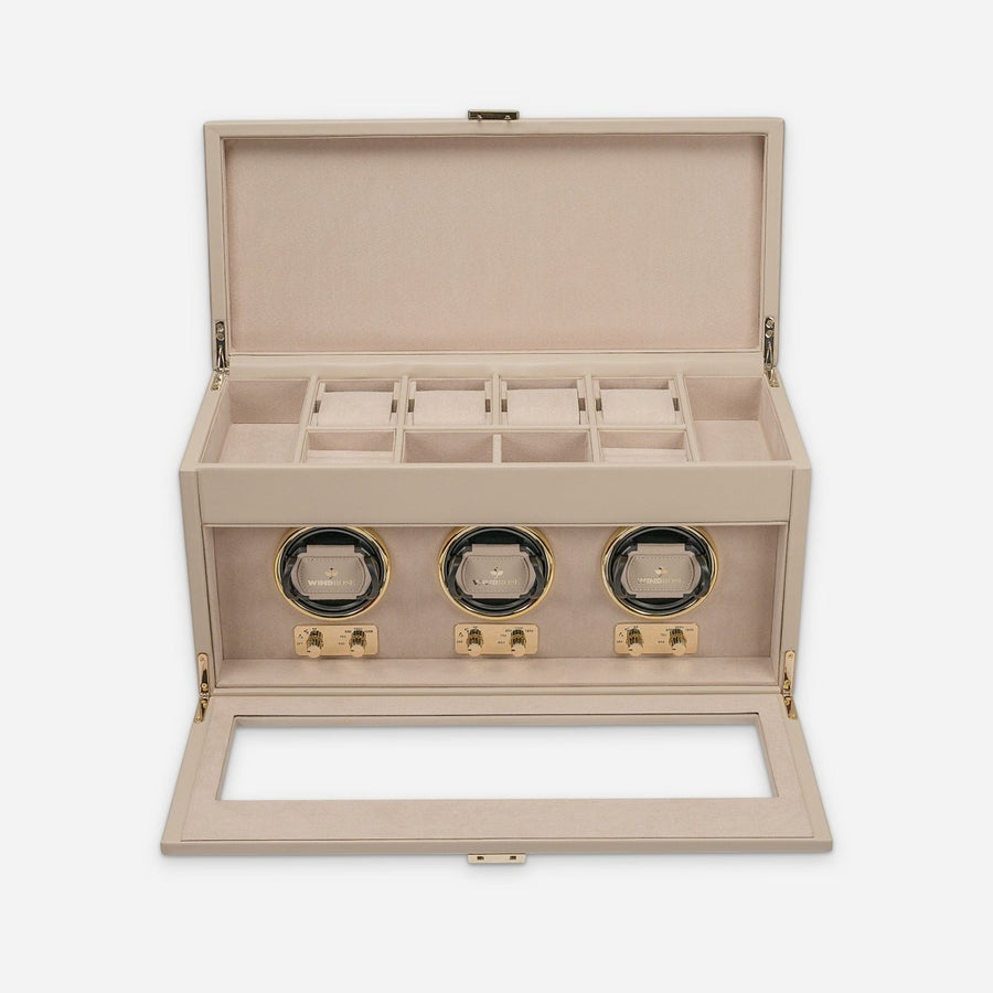 Watch winder Luxora voor 3 horloges van Windrose 1967 in Beige / Goud, geopend, recht van voren