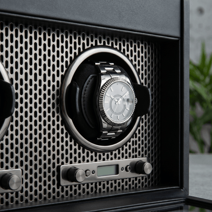 Wolf 1834 Axis 3 lade Powder Coat detail
