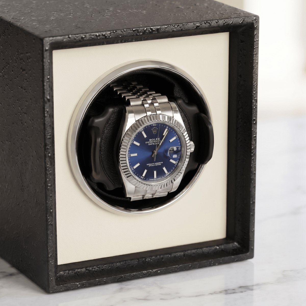 Modalo TWIST watch winder Beige detail