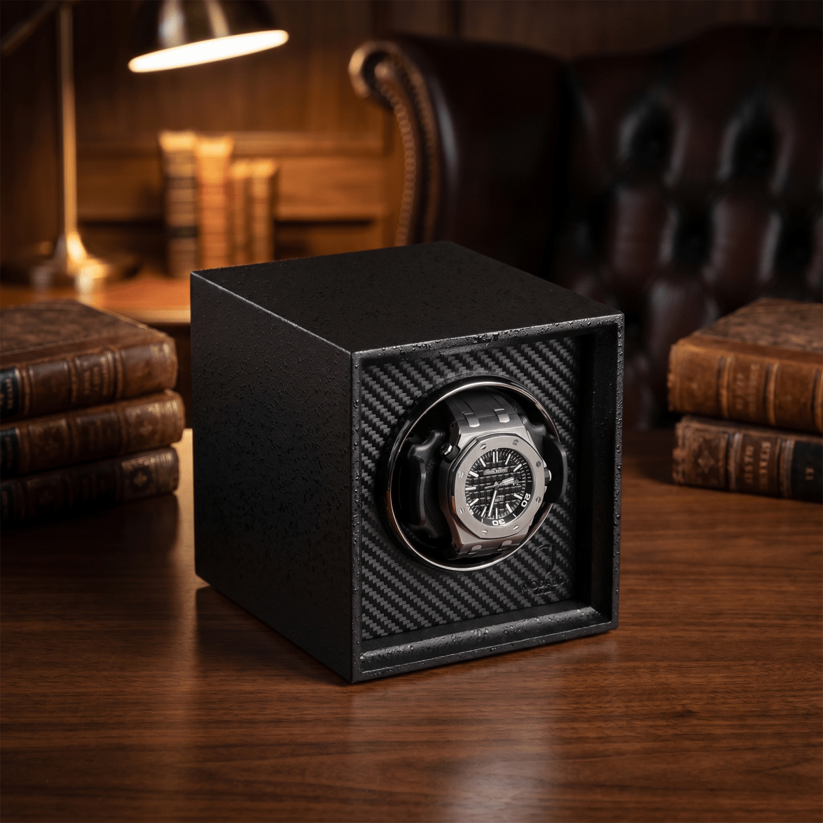 Modalo TWIST watch winder Carbon lifestyle