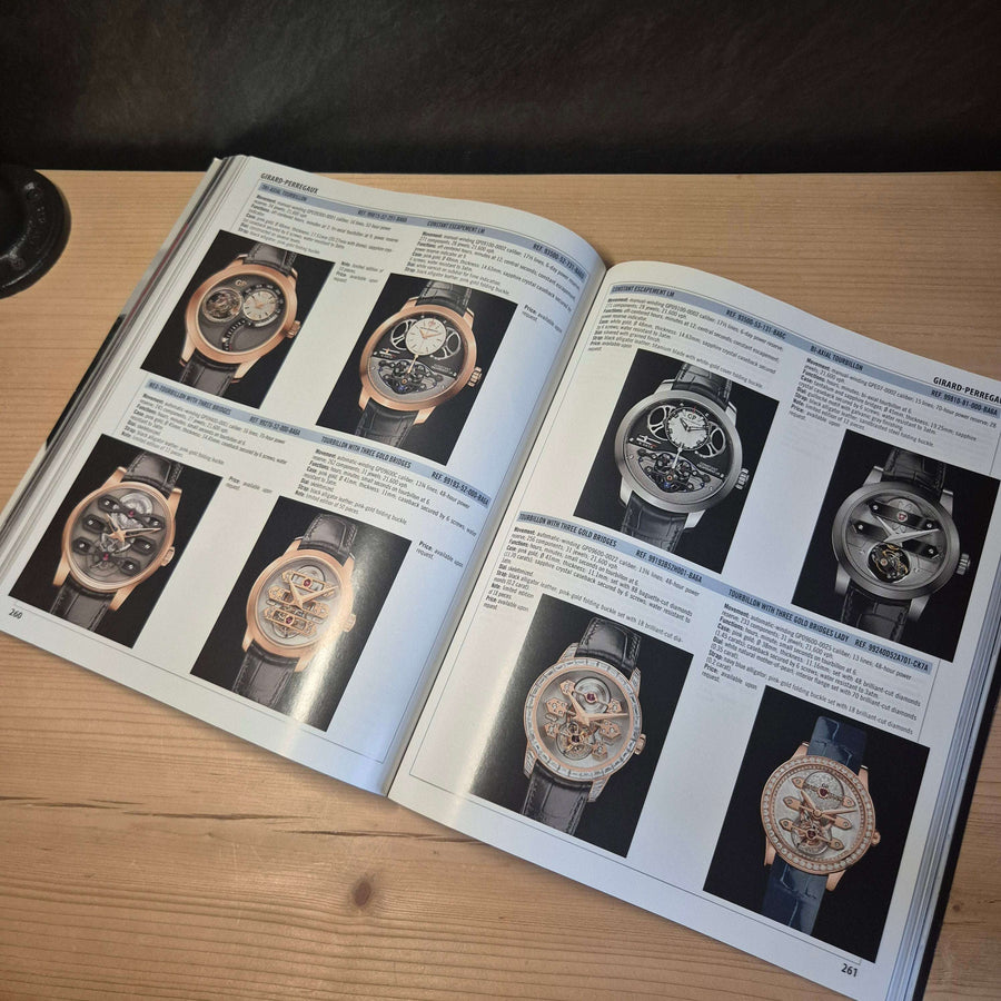 Watches International XVI tafelboek - Horlogerieshop.nl